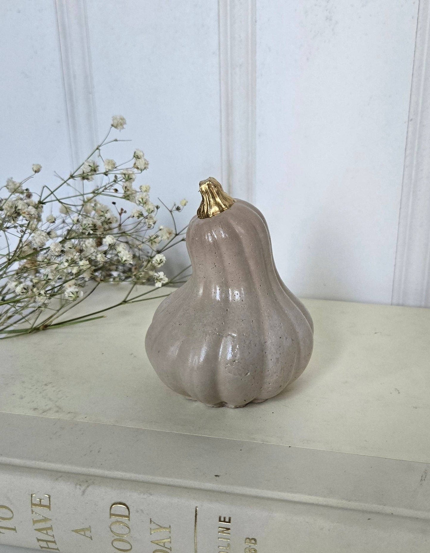 Pumpkin & Gourds Concrete Decor