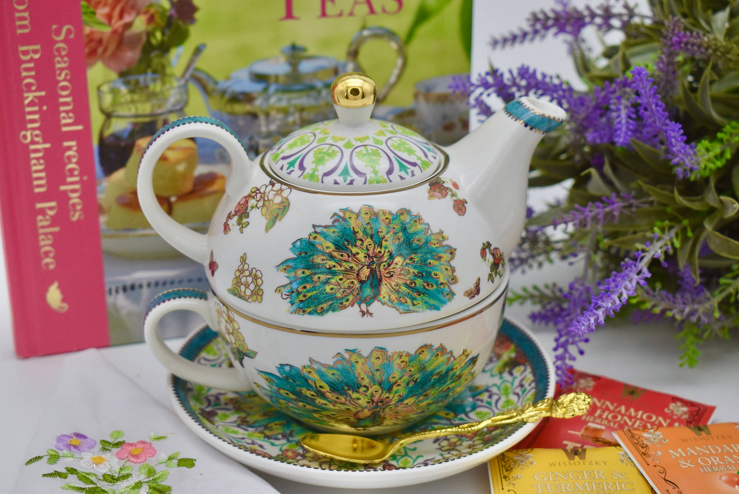 Tea for One. Peacock Regal Green Emerald and Gold Bird