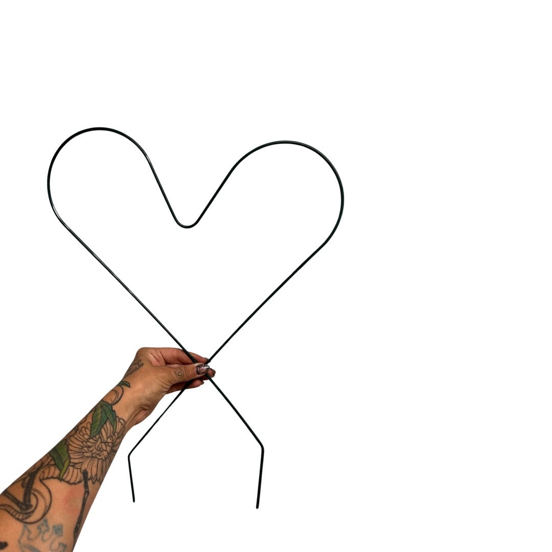 Heart Trellis Green Wire