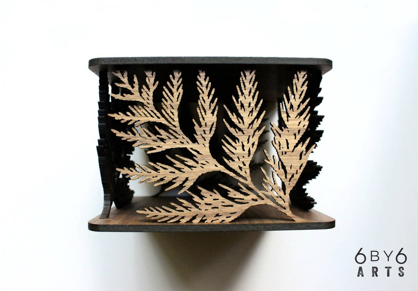 Plant Stand | Cedar Leaves
