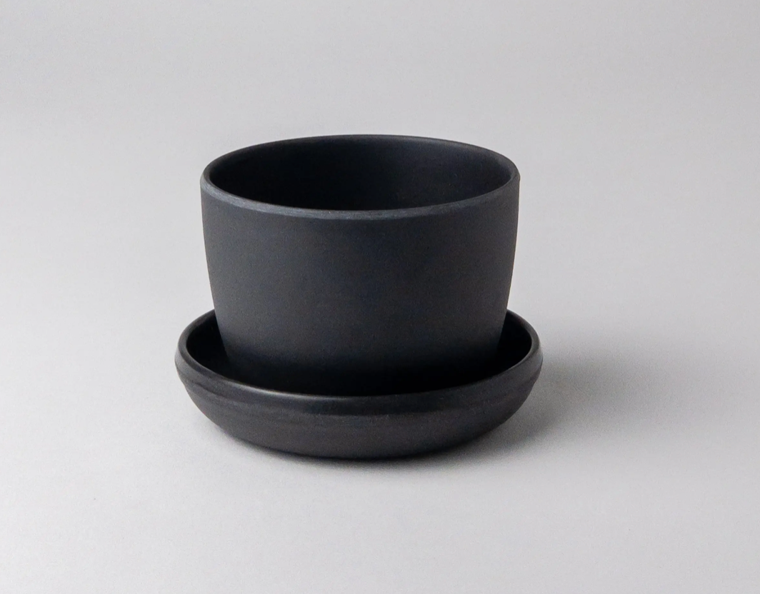 Kanso | Natural Textures Pot & Saucer