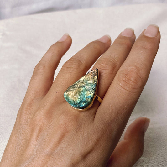 Raw Labradorite Tear Drop Ring