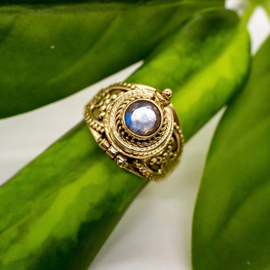 Brass Decorated Poison Ring