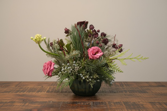 Holiday Table arrangement