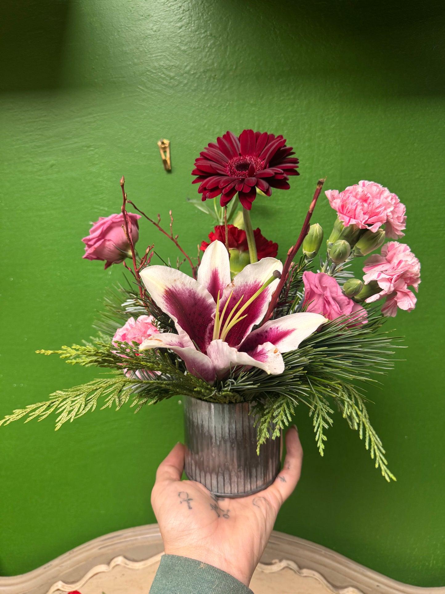 Holiday Table arrangement