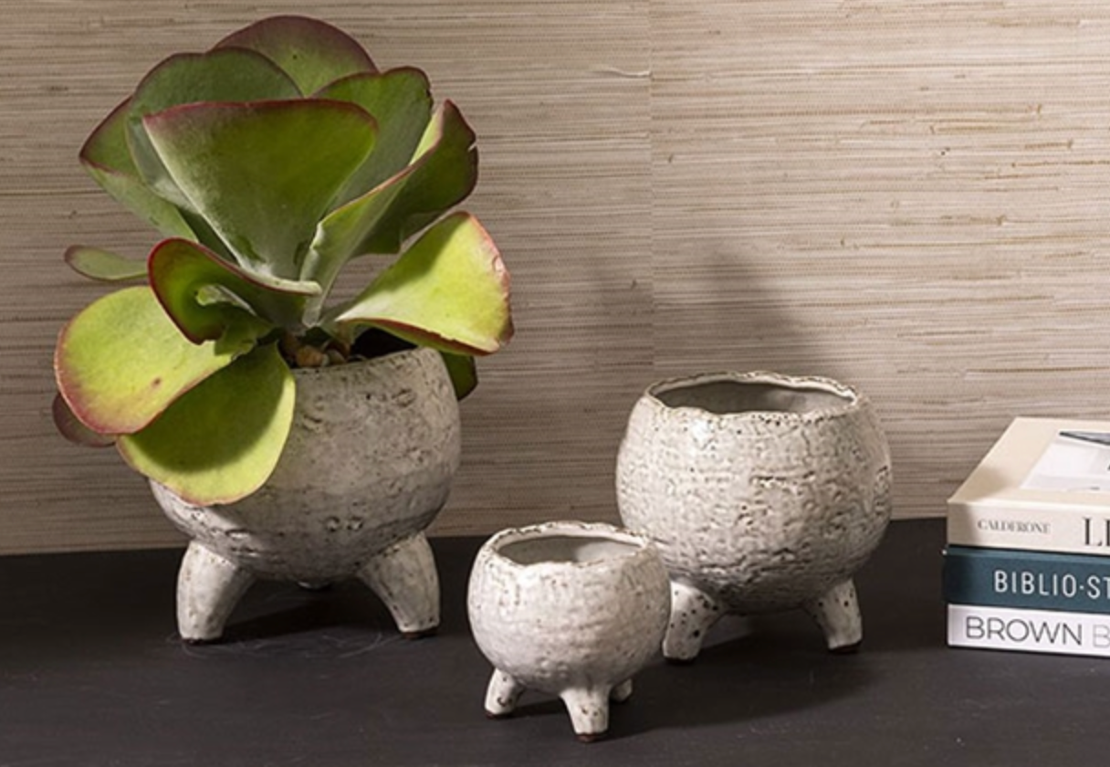 Noah Footed Pot