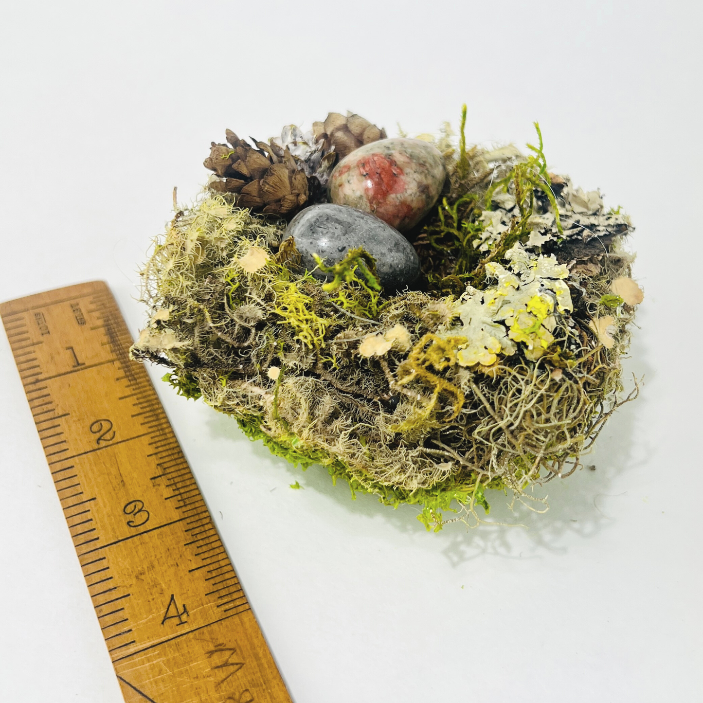 Garden Nest Crystal Altar With Dried Flowers Gemstone Eggs: Rose