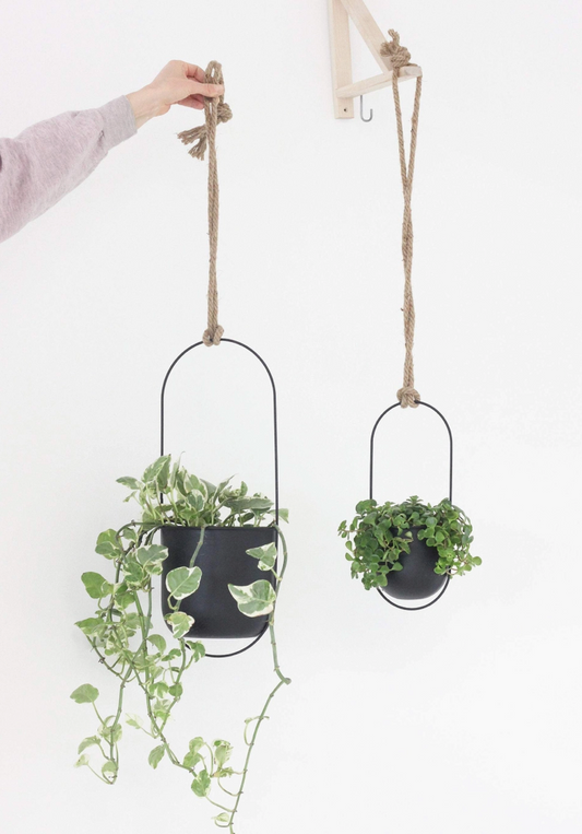 Metal Geometric Hanging | Black