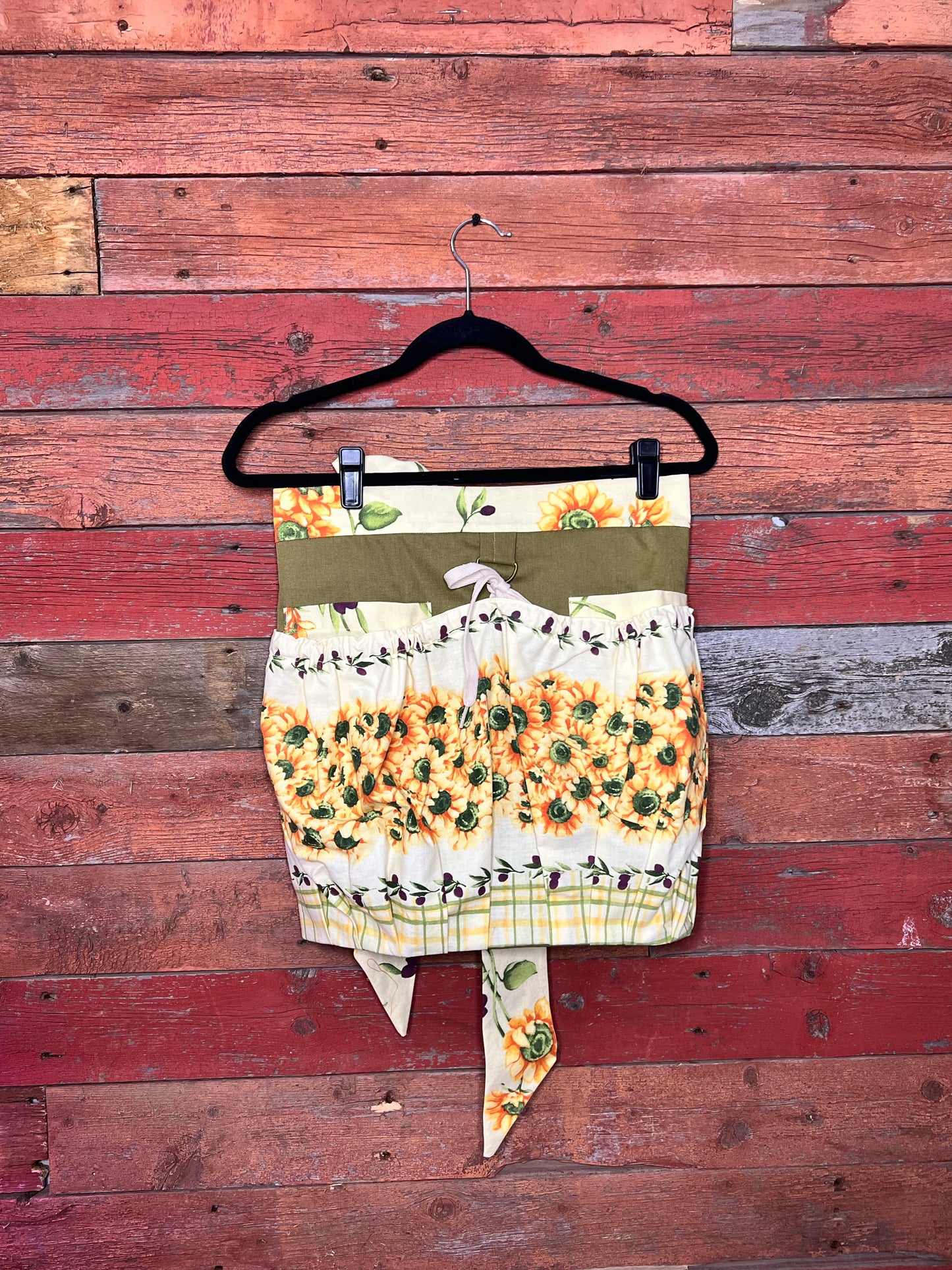 Harvesting Apron