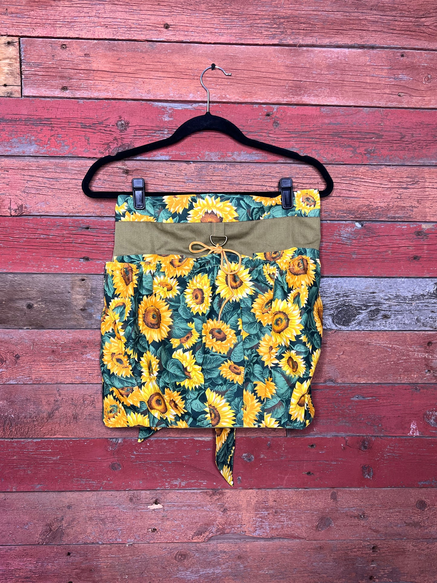 Harvesting Apron